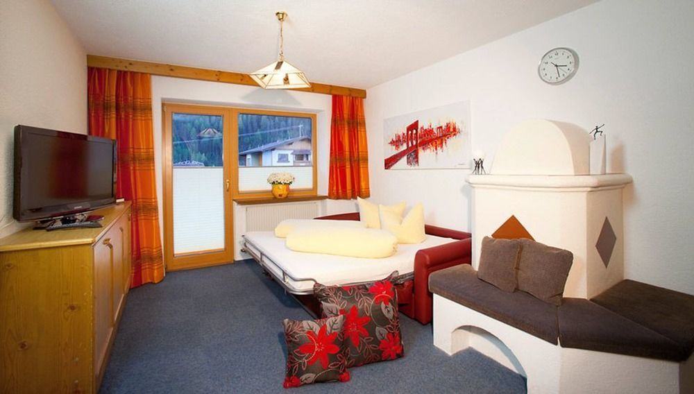 Top Tirol Appartement Huben  Exterior photo